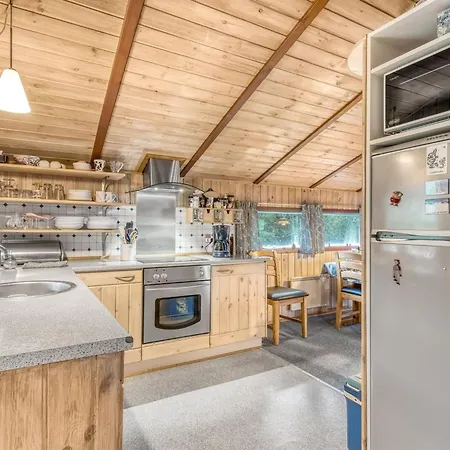 Holiday home Elpida - 2km From The Sea In Western Jutland By Interhome Lakolk