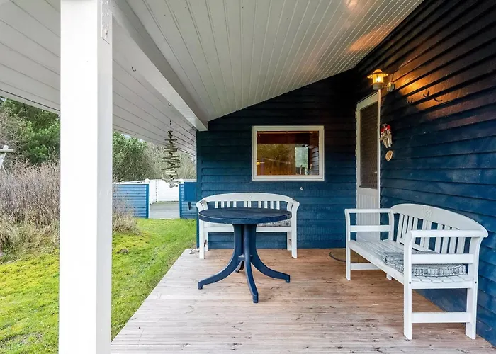 Elpida - 2km From The Sea By Interhome * Lakolk